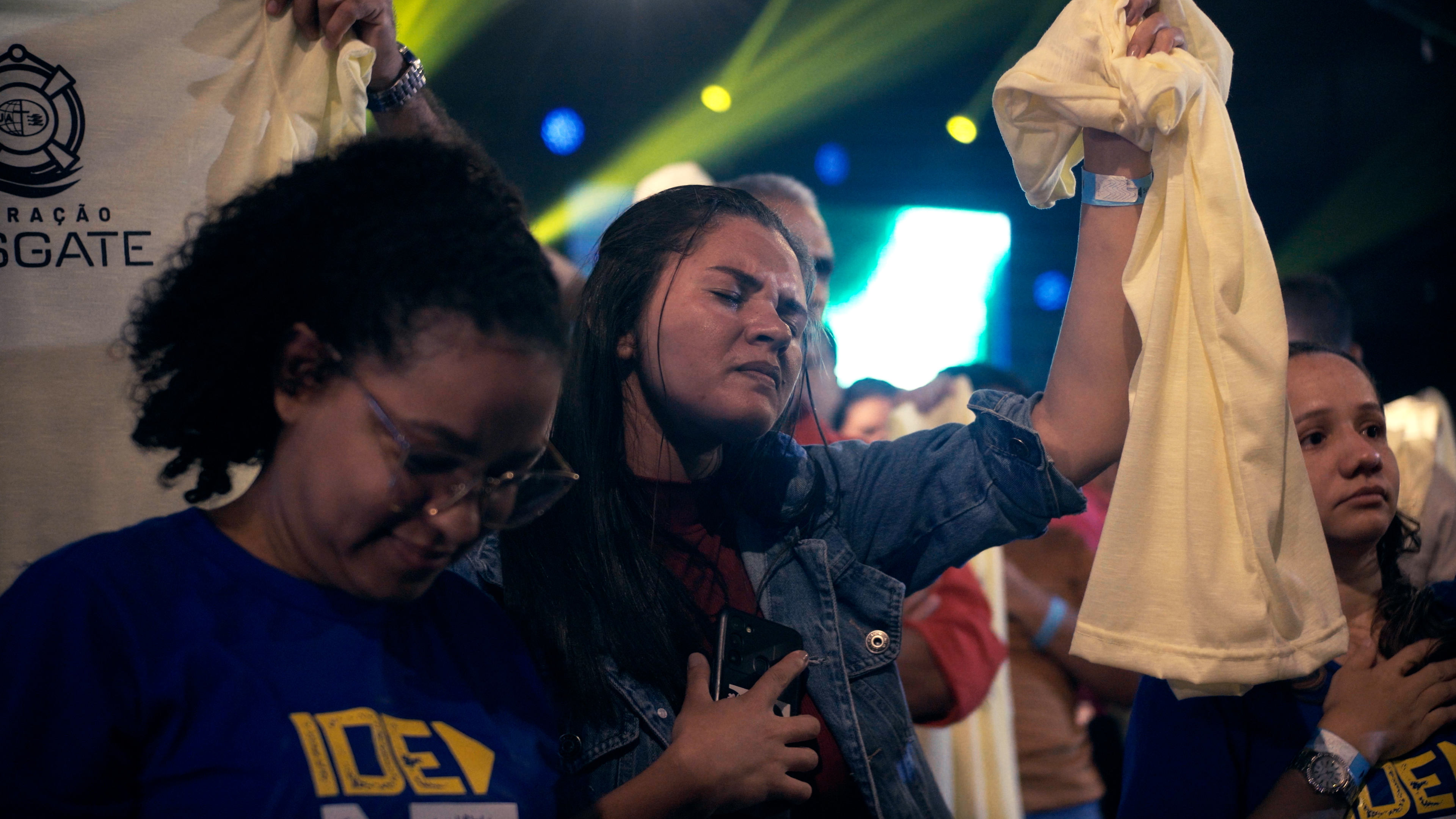 C0025.00_00_53_01.Still008