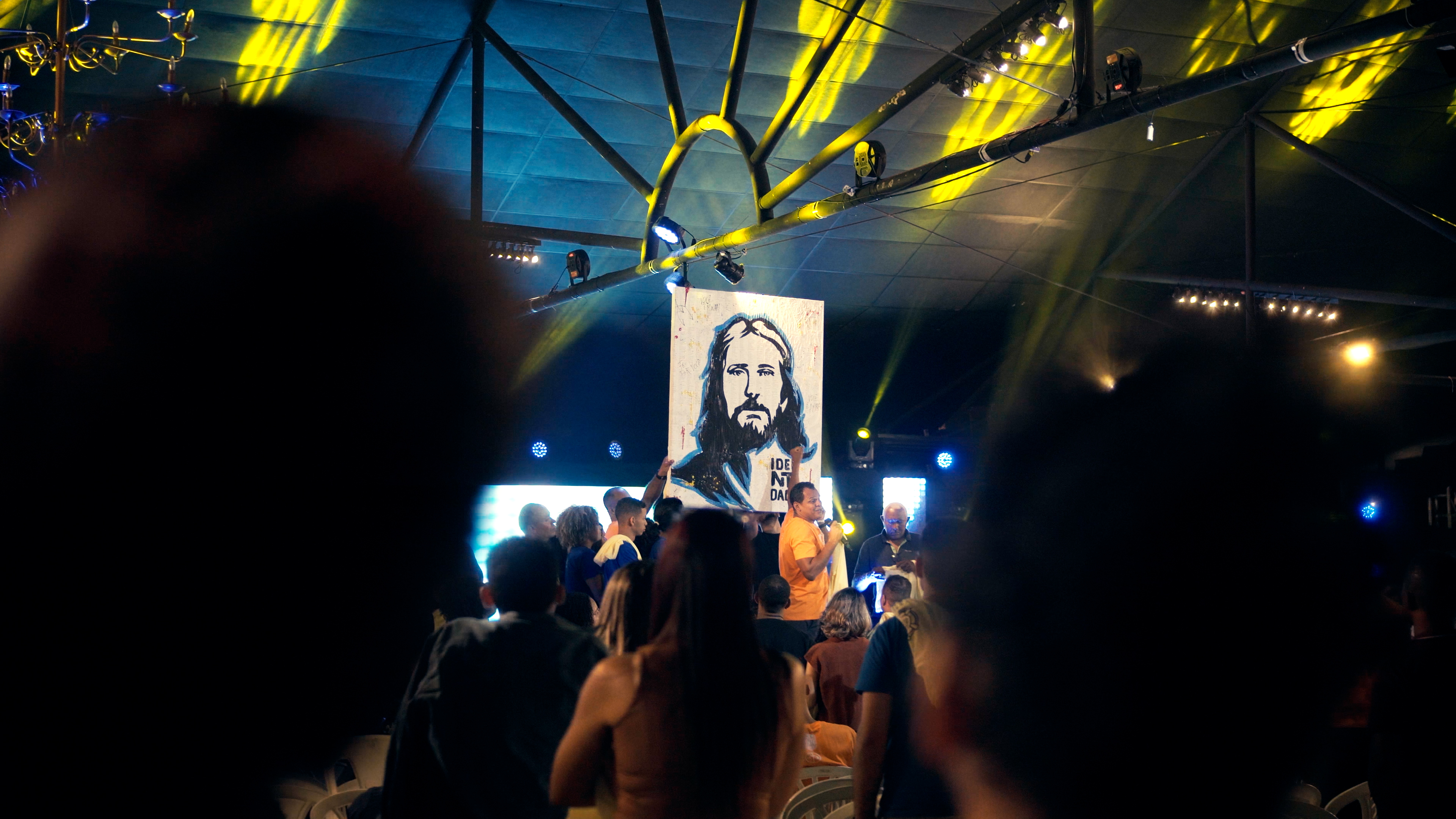 C0025.00_01_27_19.Still003