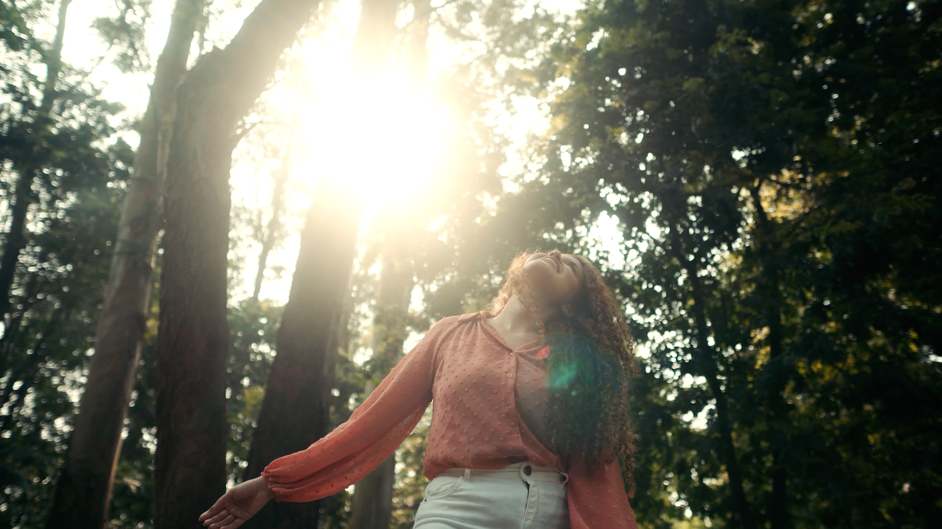 HarmusS_Expressão_LIFE.00_02_48_04.Still030